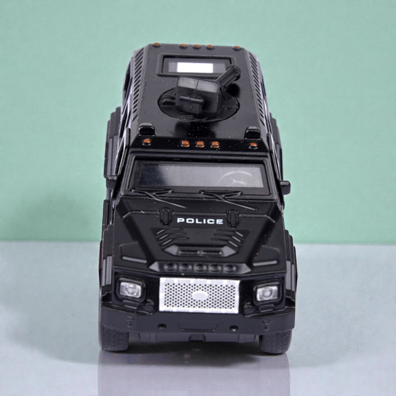 سيارة مصفحة معدنية 1:36 مع أضواء وصوت — ARMOURED SPORTS - الصورة 5