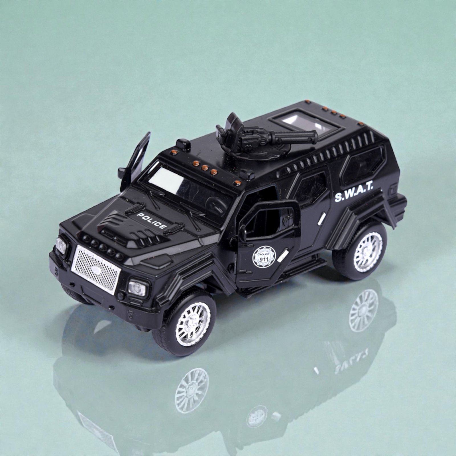 سيارة مصفحة معدنية 1:36 مع أضواء وصوت — ARMOURED SPORTS