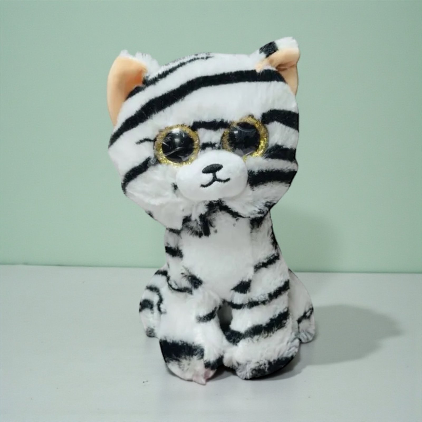 دمية فهد أبيض محشوة 23 سم — White Leopard - الصورة 2