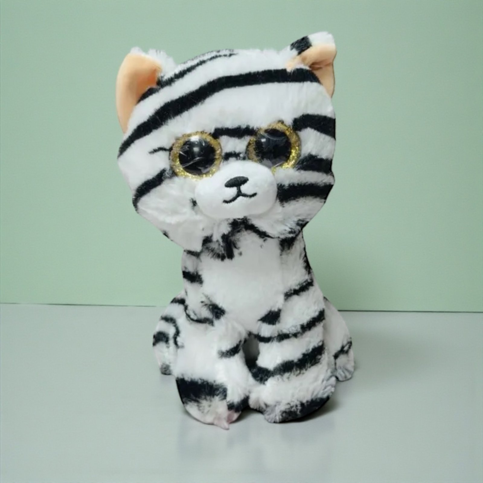 دمية فهد أبيض محشوة 23 سم — White Leopard - الصورة 3