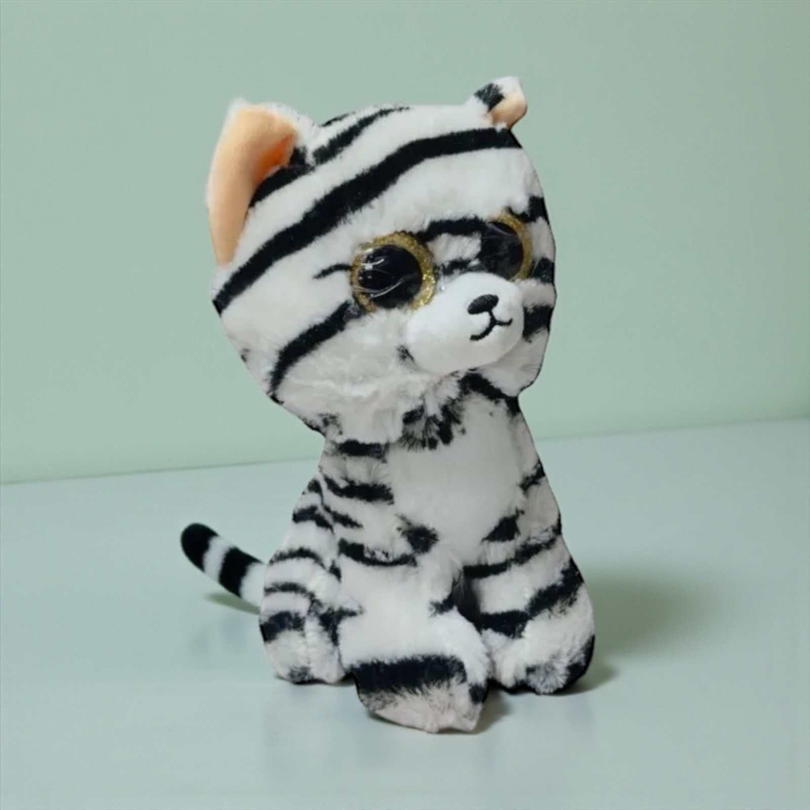 دمية فهد أبيض محشوة 23 سم — White Leopard