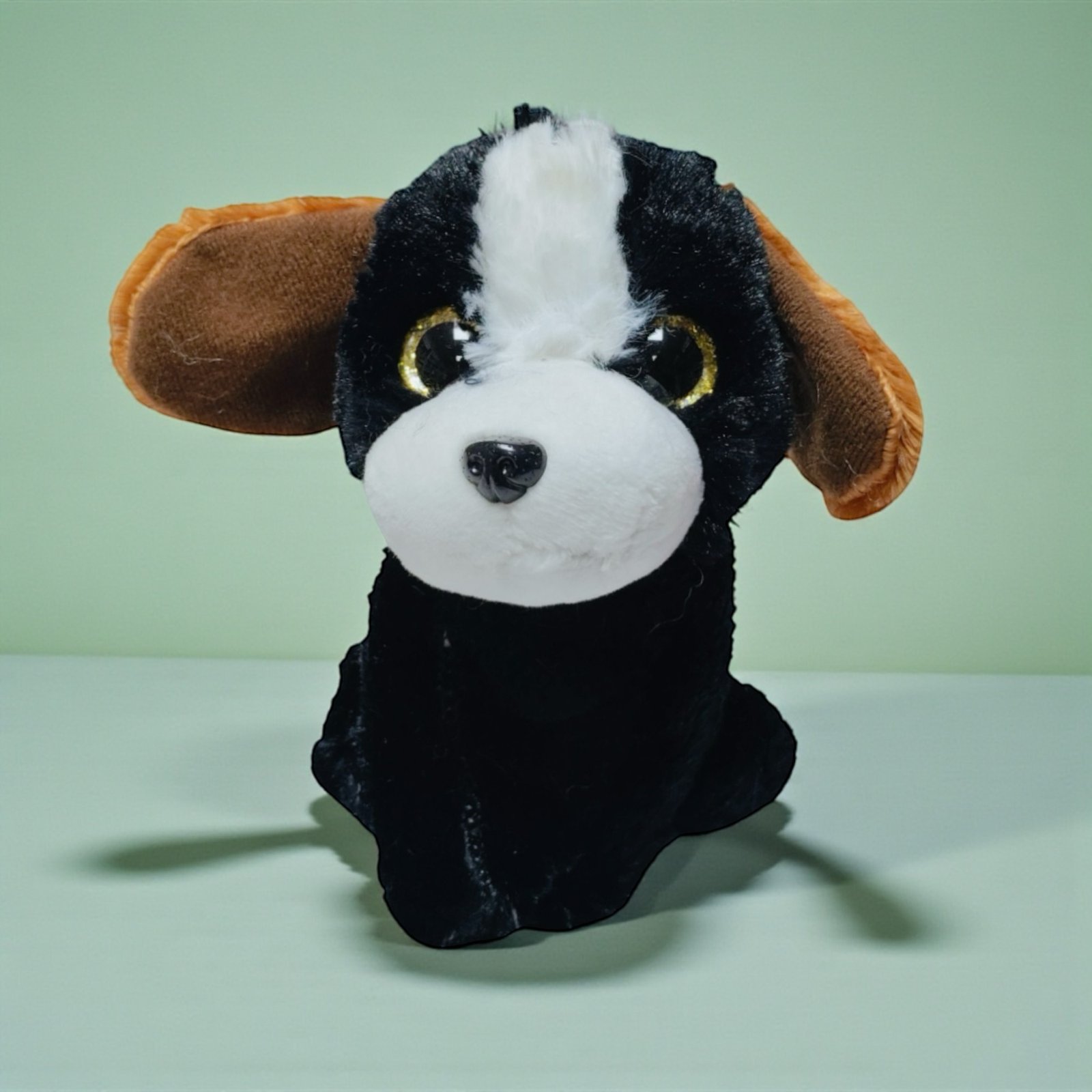 دمية قطيفة كلب أسود وأبيض - Plush Dog - Black & White - الصورة 4